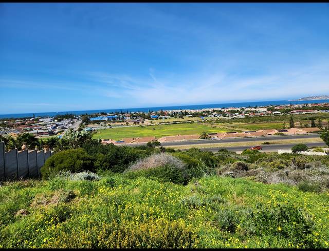 1,609M² VACANT LAND FOR SALE IN HARTENBOS HEUWELS